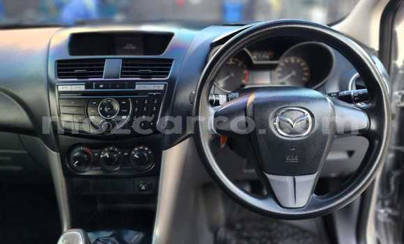 Comprar Usado Mazda BT-50 De outros Carro em Maputo em Maputo Comprar Usado Mazda BT-50 De outros Carro em Maputo em Maputo