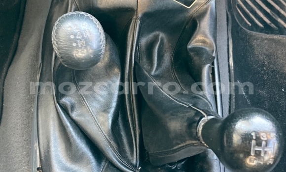 Comprar Usado Nissan Hardbody Branco Carro em Maputo em Maputo Comprar Usado Nissan Hardbody Branco Carro em Maputo em Maputo