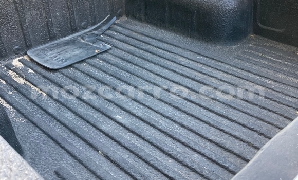 Comprar Usado Nissan Hardbody Branco Carro em Maputo em Maputo Comprar Usado Nissan Hardbody Branco Carro em Maputo em Maputo