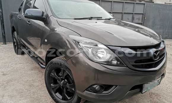 Comprar Usado Mazda BT-50 Castanho Carro em Marara em Tete Comprar Usado Mazda BT-50 Castanho Carro em Marara em Tete