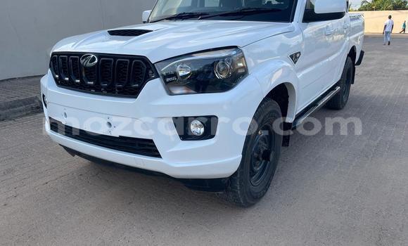 Nunua Ilio tumika Mahindra Armada Nyeupe Gari ndani ya Maputo nchini Maputo Nunua Ilio tumika Mahindra Armada Nyeupe Gari ndani ya Maputo nchini Maputo
