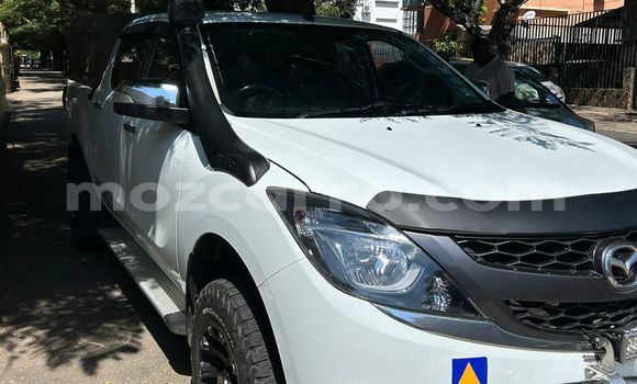 Buy Used Mazda BT-50 White Car in Maputo in Maputo Buy Used Mazda BT-50 White Car in Maputo in Maputo