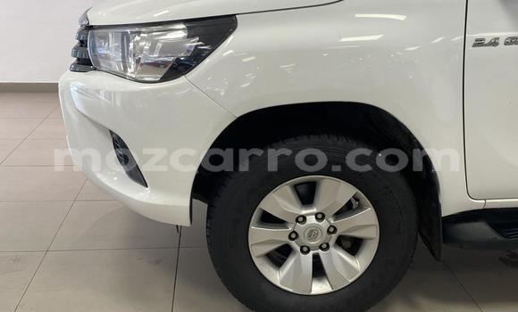 Nunua Ilio tumika Toyota Hilux Nyeupe Gari ndani ya Maputo nchini Maputo Nunua Ilio tumika Toyota Hilux Nyeupe Gari ndani ya Maputo nchini Maputo