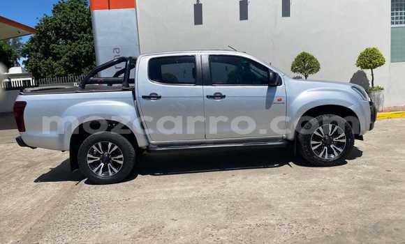 Tenga Tsaru Isuzu D-MAX Zvimwe Mota in Maputo in Maputo Tenga Tsaru Isuzu D-MAX Zvimwe Mota in Maputo in Maputo
