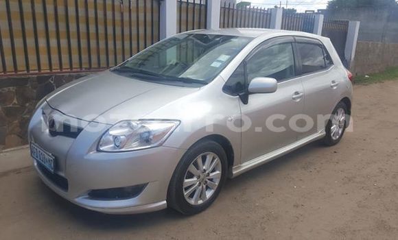 Comprar Usado Toyota Auris Prata Carro em Maputo em Maputo Comprar Usado Toyota Auris Prata Carro em Maputo em Maputo