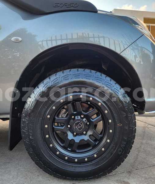 Big with watermark mazda bt 50 maputo maputo 13839