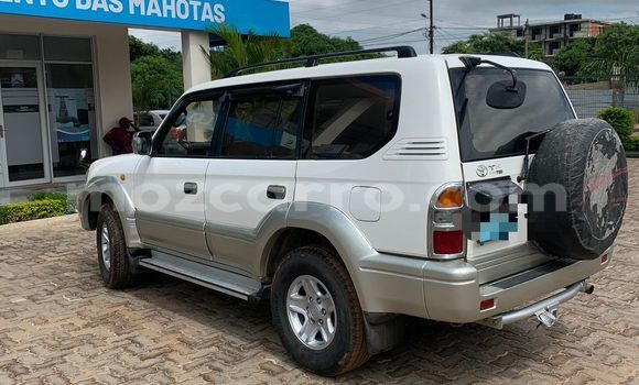 Buy Used Toyota Prado White Car in Maputo in Maputo Buy Used Toyota Prado White Car in Maputo in Maputo