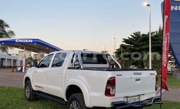 Comprar Usado Toyota Hilux Branco Carro em Maputo em Maputo Comprar Usado Toyota Hilux Branco Carro em Maputo em Maputo