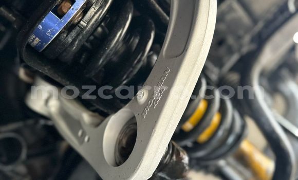 Buy Used Toyota Hilux White Car in Maputo in Maputo Buy Used Toyota Hilux White Car in Maputo in Maputo