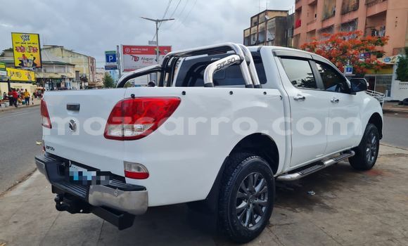 Buy Used Mazda BT-50 White Car in Maputo in Maputo Buy Used Mazda BT-50 White Car in Maputo in Maputo