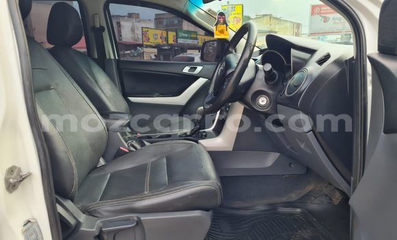 Buy Used Mazda BT-50 White Car in Maputo in Maputo Buy Used Mazda BT-50 White Car in Maputo in Maputo