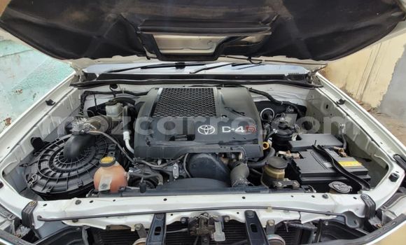 Comprar Usado Toyota Hilux Branco Carro em Maputo em Maputo Comprar Usado Toyota Hilux Branco Carro em Maputo em Maputo