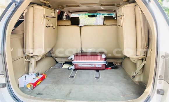 Nunua Ilio tumika Toyota Fortuner Nyingine Gari ndani ya Maputo nchini Maputo Nunua Ilio tumika Toyota Fortuner Nyingine Gari ndani ya Maputo nchini Maputo