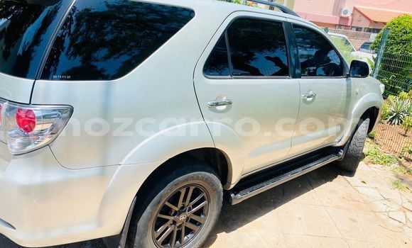 Nunua Ilio tumika Toyota Fortuner Nyingine Gari ndani ya Maputo nchini Maputo Nunua Ilio tumika Toyota Fortuner Nyingine Gari ndani ya Maputo nchini Maputo