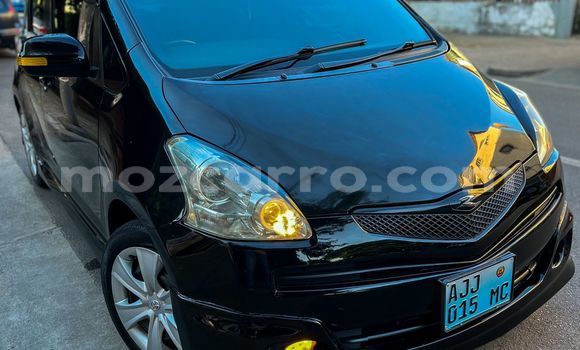 Buy Used Toyota Ractis Black Car in Maputo in Maputo