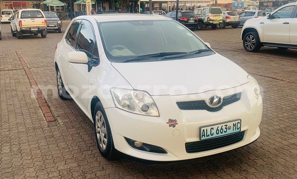 Buy Used Toyota Auris White Car in Maputo in Maputo Buy Used Toyota Auris White Car in Maputo in Maputo