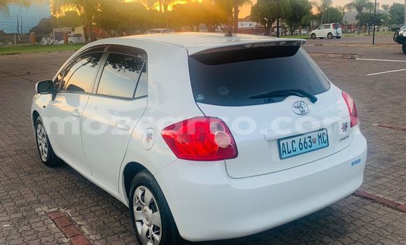 Buy Used Toyota Auris White Car in Maputo in Maputo Buy Used Toyota Auris White Car in Maputo in Maputo