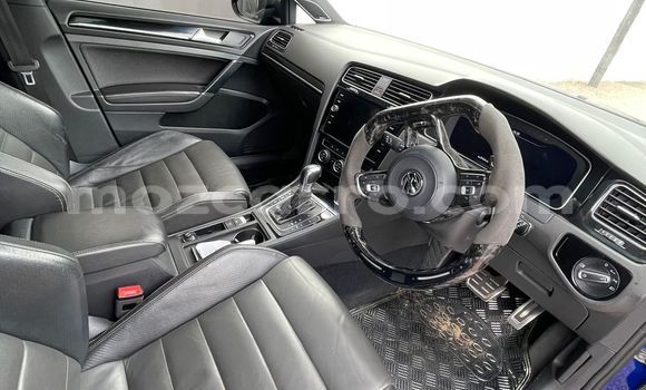 Comprar Usado Volkswagen Golf R Azul Carro em Maputo em Maputo Comprar Usado Volkswagen Golf R Azul Carro em Maputo em Maputo