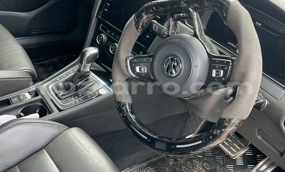 Comprar Usado Volkswagen Golf R Azul Carro em Maputo em Maputo Comprar Usado Volkswagen Golf R Azul Carro em Maputo em Maputo