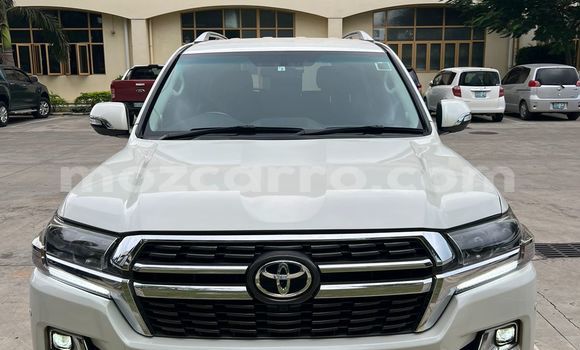 Comprar Usado Toyota Land Cruiser Branco Carro em Maputo em Maputo Comprar Usado Toyota Land Cruiser Branco Carro em Maputo em Maputo
