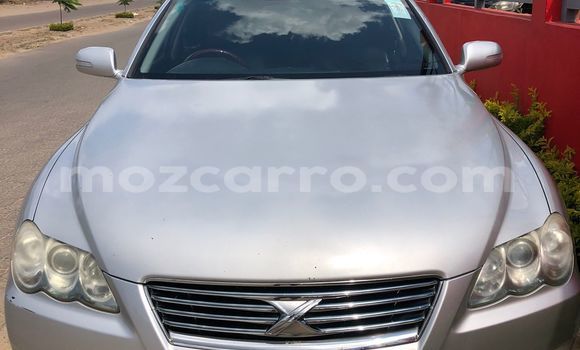 Buy Used Toyota Mark X Silver Car in Maputo in Maputo