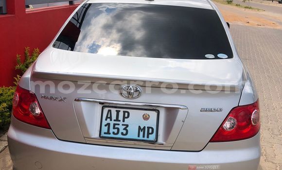 Tenga Tsaru Toyota Mark X Sirivha Mota in Maputo in Maputo Tenga Tsaru Toyota Mark X Sirivha Mota in Maputo in Maputo