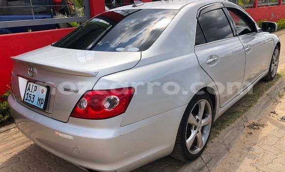 Tenga Tsaru Toyota Mark X Sirivha Mota in Maputo in Maputo Tenga Tsaru Toyota Mark X Sirivha Mota in Maputo in Maputo