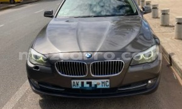 Tenga Tsaru BMW 5er Bhurawuni Mota in Maputo in Maputo