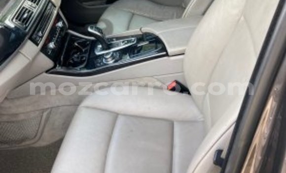 Tenga Tsaru BMW 5er Bhurawuni Mota in Maputo in Maputo Tenga Tsaru BMW 5er Bhurawuni Mota in Maputo in Maputo