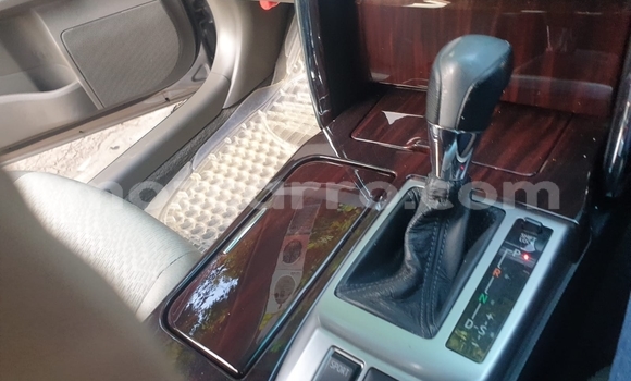 Nunua Ilio tumika Toyota Mark X Brown Gari ndani ya Maputo nchini Maputo Nunua Ilio tumika Toyota Mark X Brown Gari ndani ya Maputo nchini Maputo