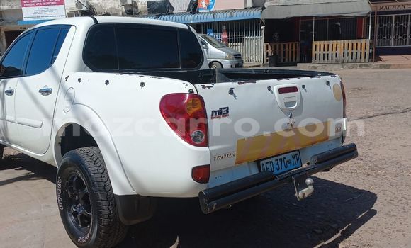 Buy Used Mitsubishi Triton White Car in Maputo in Maputo Buy Used Mitsubishi Triton White Car in Maputo in Maputo