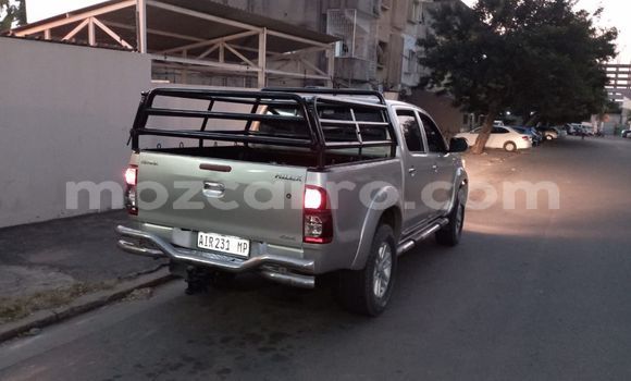 Buy Used Toyota Hilux Silver Car in Maputo in Maputo Buy Used Toyota Hilux Silver Car in Maputo in Maputo