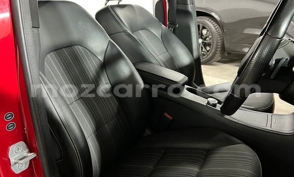 Nunua Ilio tumika Mercedes-Benz C180 coupe Nyekundu Gari ndani ya Maputo nchini Maputo Nunua Ilio tumika Mercedes-Benz C180 coupe Nyekundu Gari ndani ya Maputo nchini Maputo