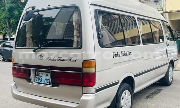 Buy Used Toyota Hiace Other Car in Maputo in Maputo Buy Used Toyota Hiace Other Car in Maputo in Maputo