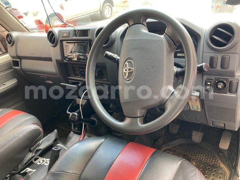 Big with watermark toyota land cruiser maputo maputo 13957