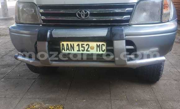 Nunua Ilio tumika Toyota Land Cruiser Prado Brown Gari ndani ya Maputo nchini Maputo