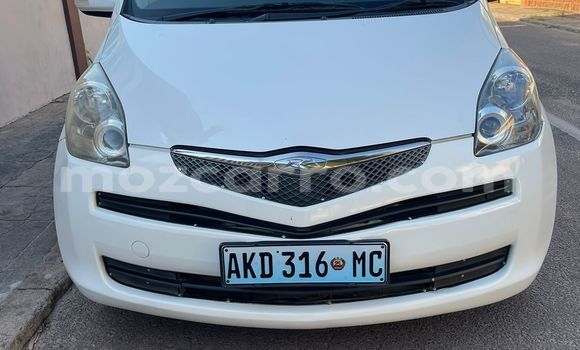 Buy Used Toyota Ractis White Car in Maputo in Maputo