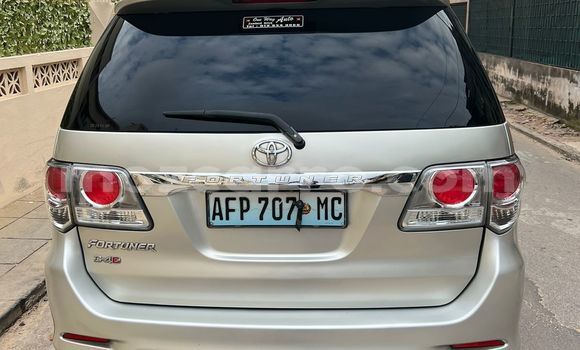 Buy Used Toyota Fortuner Silver Car in Maputo in Maputo Buy Used Toyota Fortuner Silver Car in Maputo in Maputo