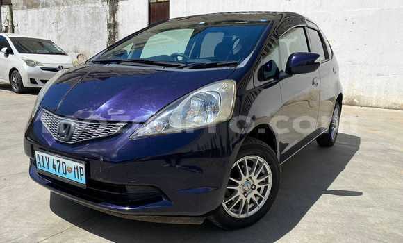 Comprar Usado Honda Fit Azul Carro em Maputo em Maputo