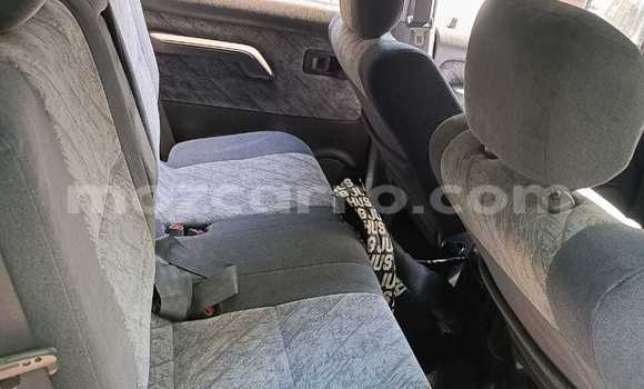 Nunua Ilio tumika Toyota Prado Nyeupe Gari ndani ya Maputo nchini Maputo Nunua Ilio tumika Toyota Prado Nyeupe Gari ndani ya Maputo nchini Maputo