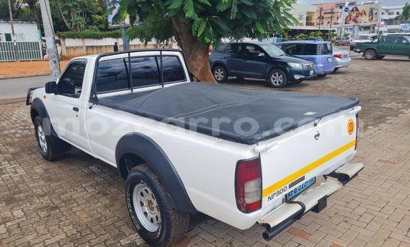 Buy Used Nissan Hardbody White Car in Maputo in Maputo Buy Used Nissan Hardbody White Car in Maputo in Maputo
