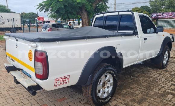 Buy Used Nissan Hardbody White Car in Maputo in Maputo Buy Used Nissan Hardbody White Car in Maputo in Maputo