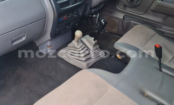 Buy Used Nissan Hardbody White Car in Maputo in Maputo Buy Used Nissan Hardbody White Car in Maputo in Maputo