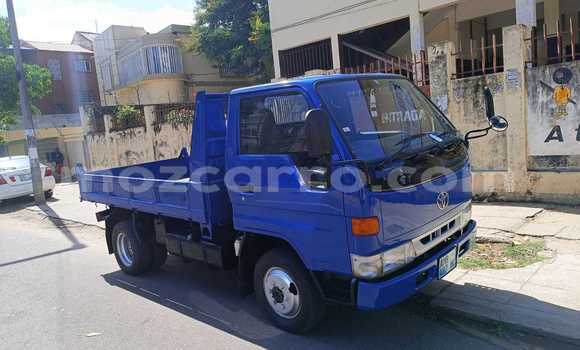 Comprar Usado Toyota HiAce Azul Caminhão em Maputo em Maputo Comprar Usado Toyota HiAce Azul Caminhão em Maputo em Maputo