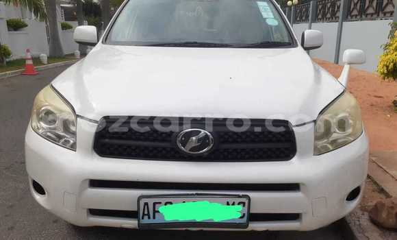 Comprar Usado Toyota RAV4 Branco Carro em Maputo em Maputo Comprar Usado Toyota RAV4 Branco Carro em Maputo em Maputo
