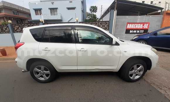 Comprar Usado Toyota RAV4 Branco Carro em Maputo em Maputo Comprar Usado Toyota RAV4 Branco Carro em Maputo em Maputo