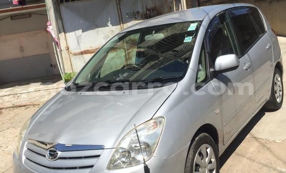 Comprar Usado Toyota Spacio Prata Carro em Maputo em Maputo Comprar Usado Toyota Spacio Prata Carro em Maputo em Maputo