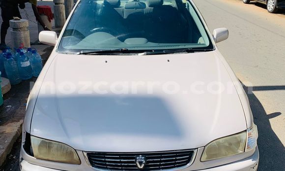 Nunua Ilio tumika Toyota Ractis Fedha Gari ndani ya Maputo nchini Maputo