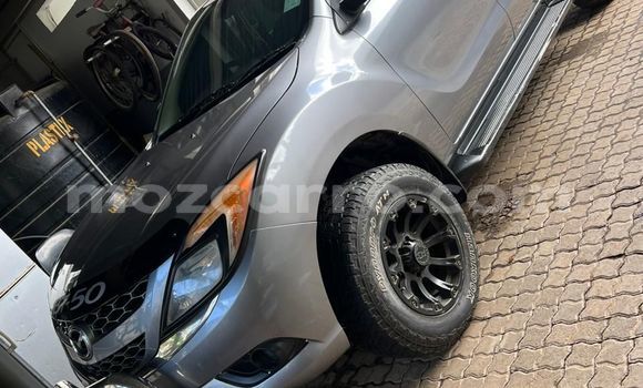 Comprar Usado Mazda BT-50 Castanho Carro em Maputo em Maputo Comprar Usado Mazda BT-50 Castanho Carro em Maputo em Maputo