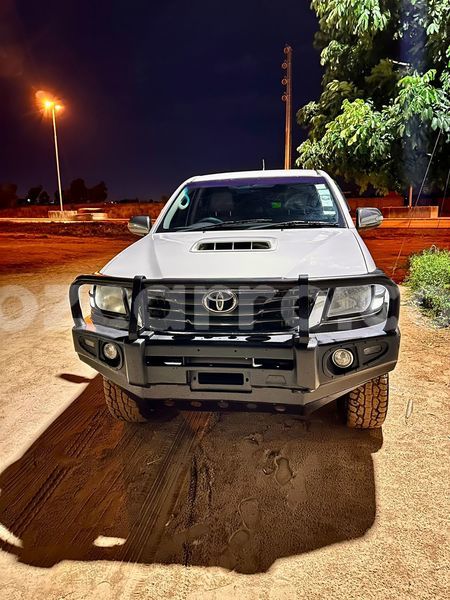 Big with watermark toyota hilux maputo maputo 14023